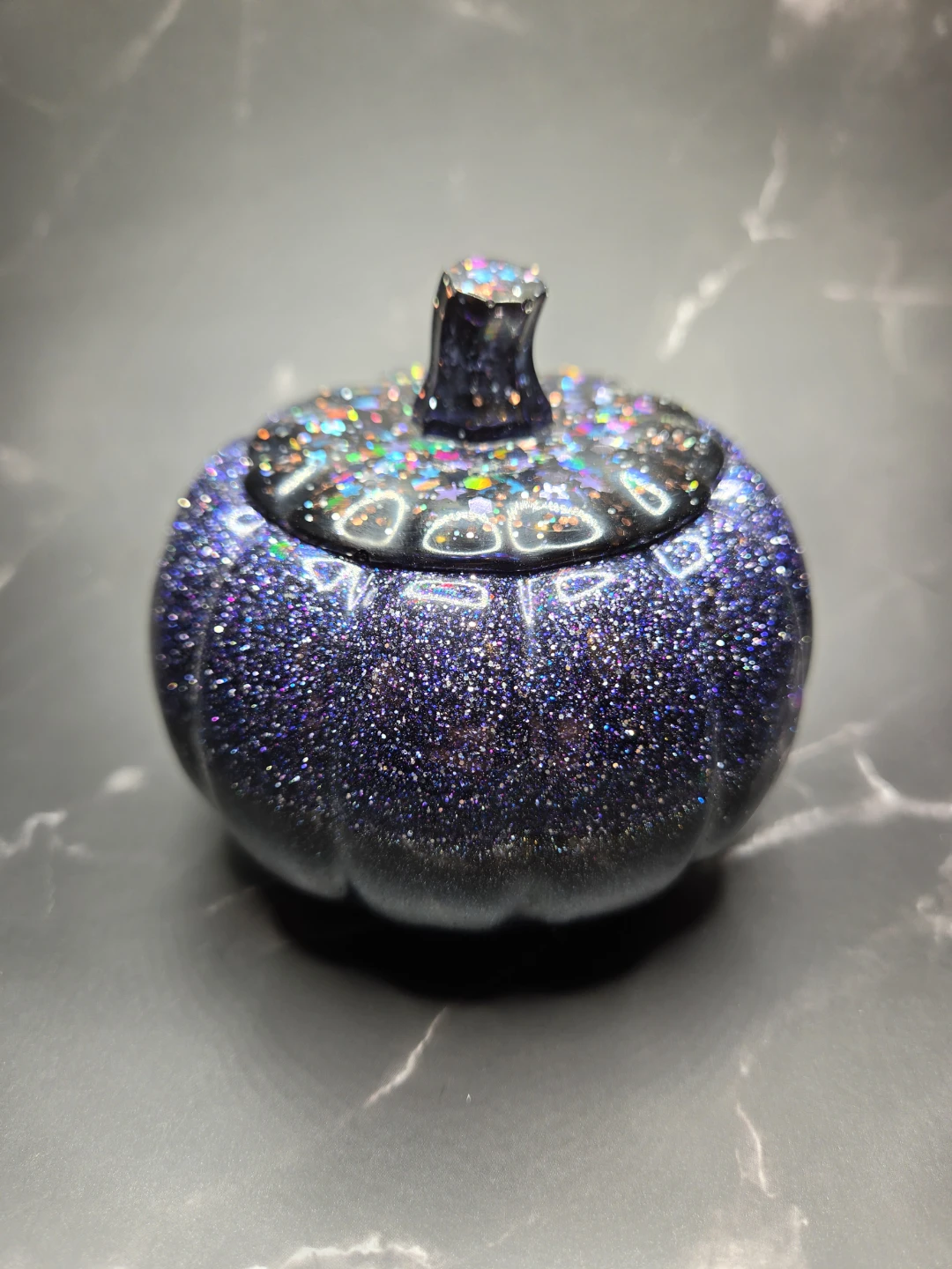 Resin Pumpkins and Skull - photo 2