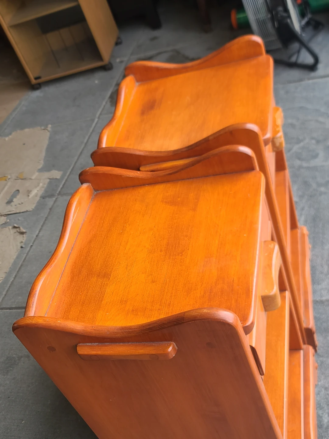 Pair of Vintage Vilas Solid Wood Nightstands - photo 5