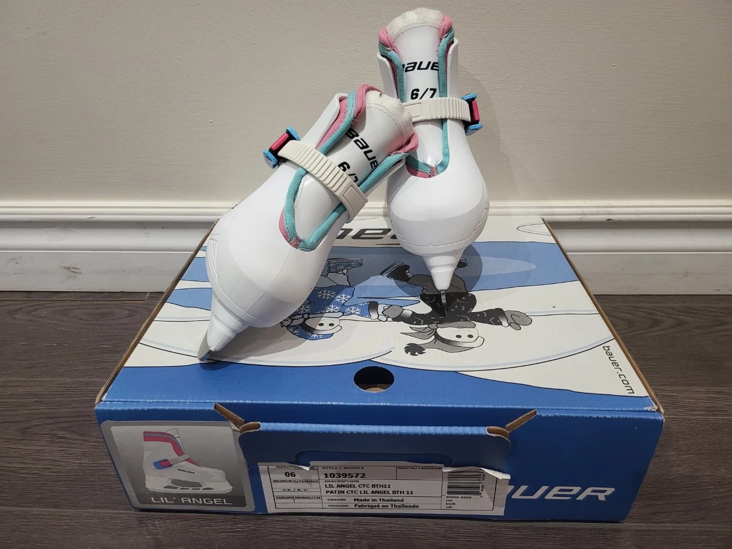 Bauer Lil' Angel Ice Skates Youth Size 6- Like New with Box!