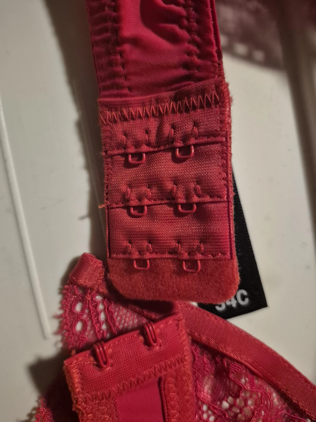 Red Lace Bra - photo 5