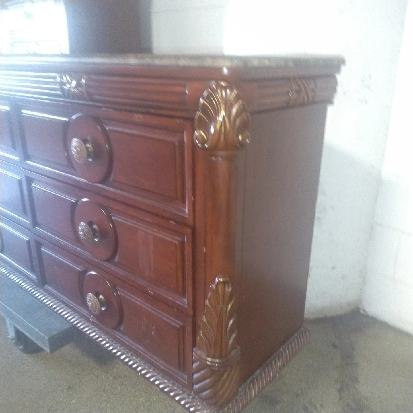 Long dresser with a mirror - photo 2
