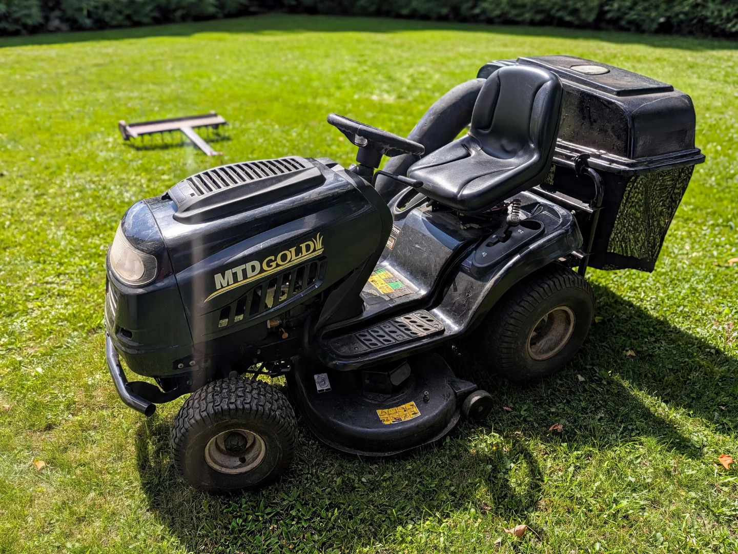 MTD Gold 42-inch Lawn Tractor
