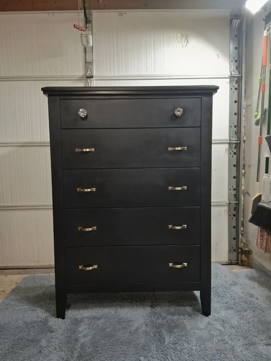 Black 5-Drawer Dresser