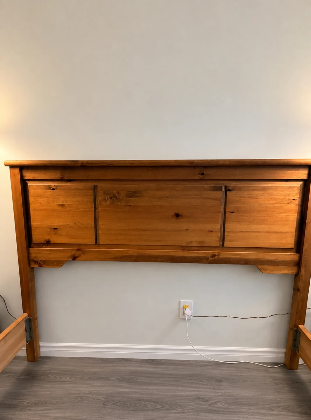 Solid Wood Bedroom Set - Bed Frame, Nightstands & Wardrobe - photo 4