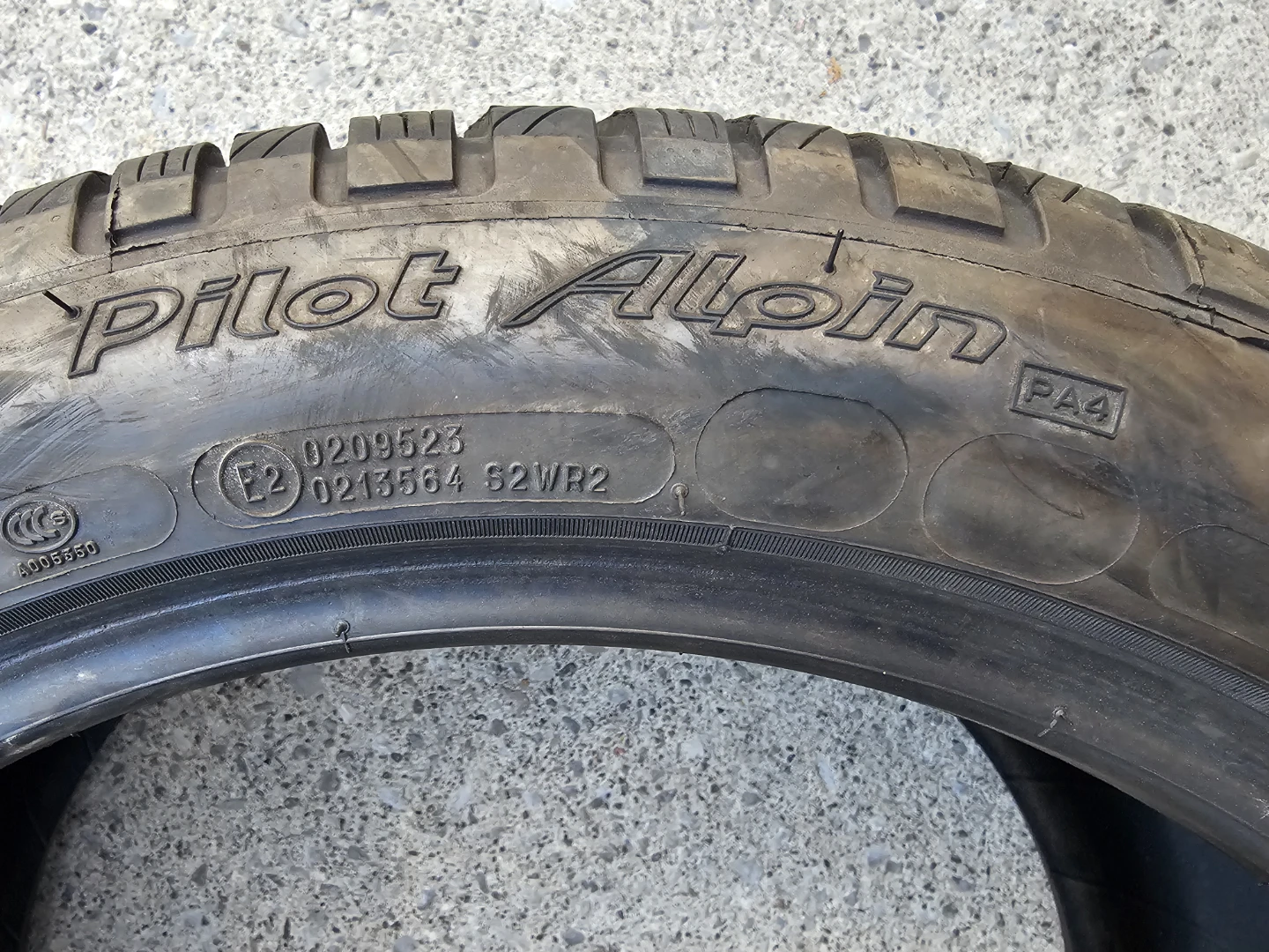 245/45 R18 WINTER TIRE (1 ONLY) - photo 4