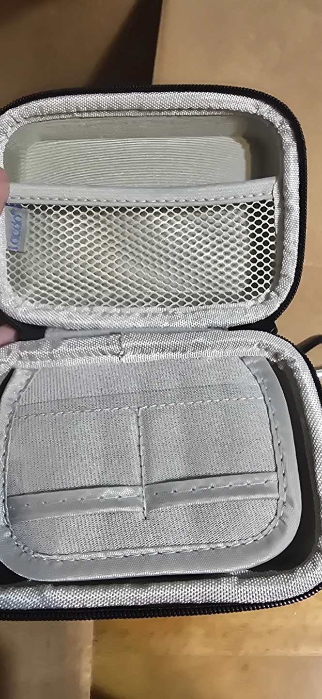 Digital Camera Black Hard Shell Carrying Case - photo 2