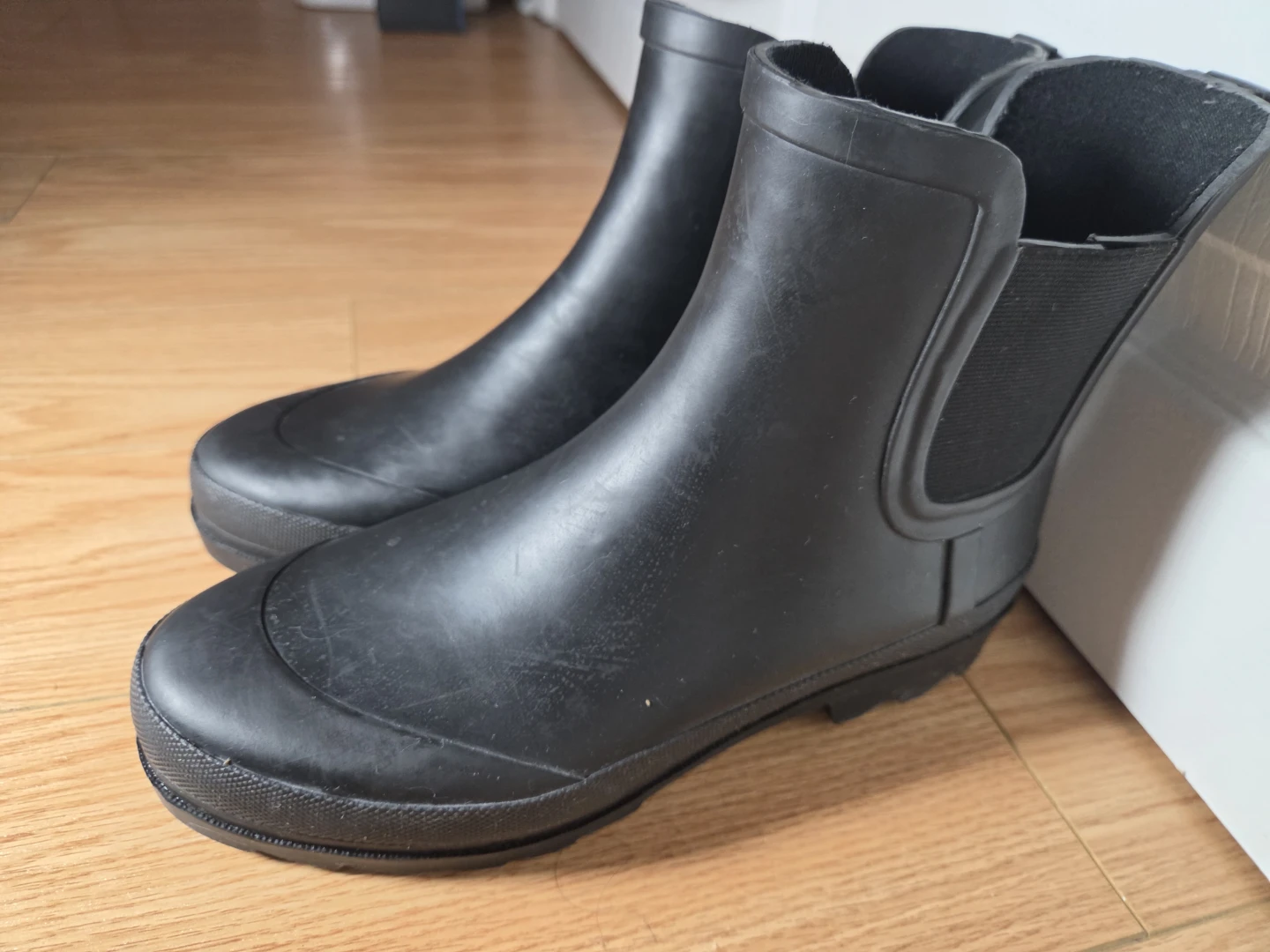 J.Crew Rain Boots / Winter Boots - Size 8 (Like New) - photo 2