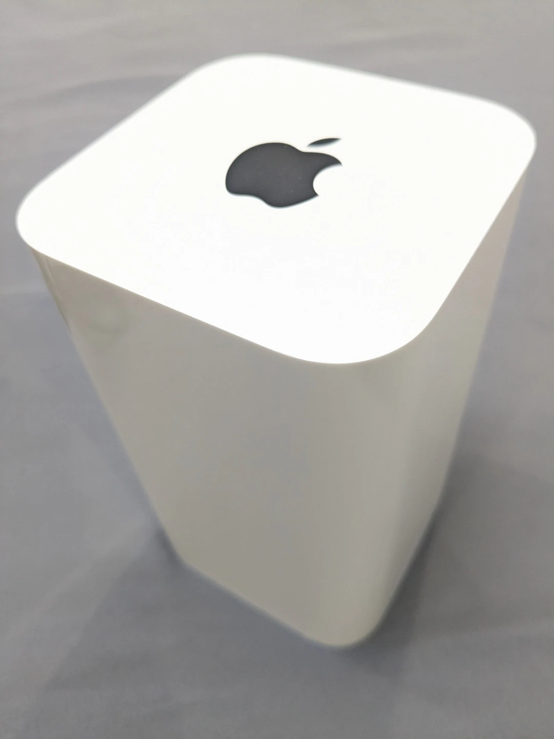 Apple Airport Extreme Base Station 🏈