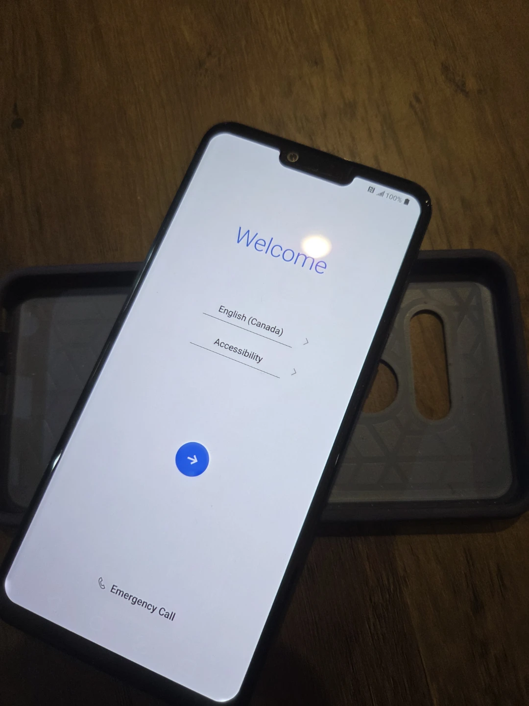 LG G8 ThinQ 128GB Unlocked Smartphone + OtterBox Case - photo 3