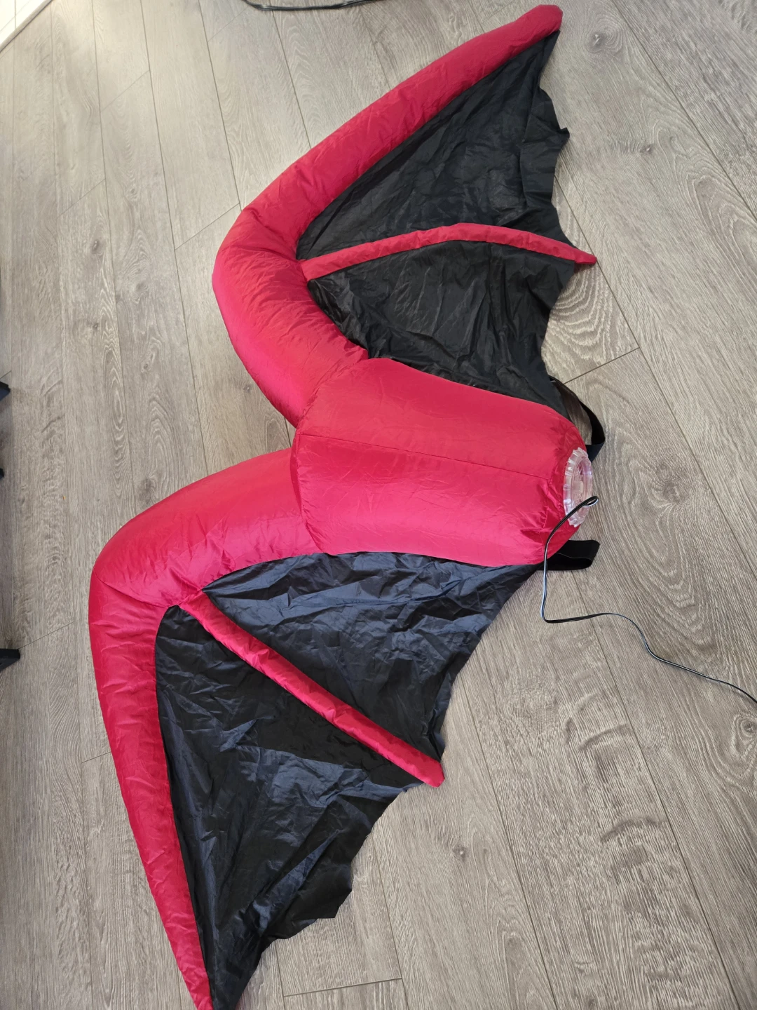 Halloween inflatable costume bat vampire wings - photo 5