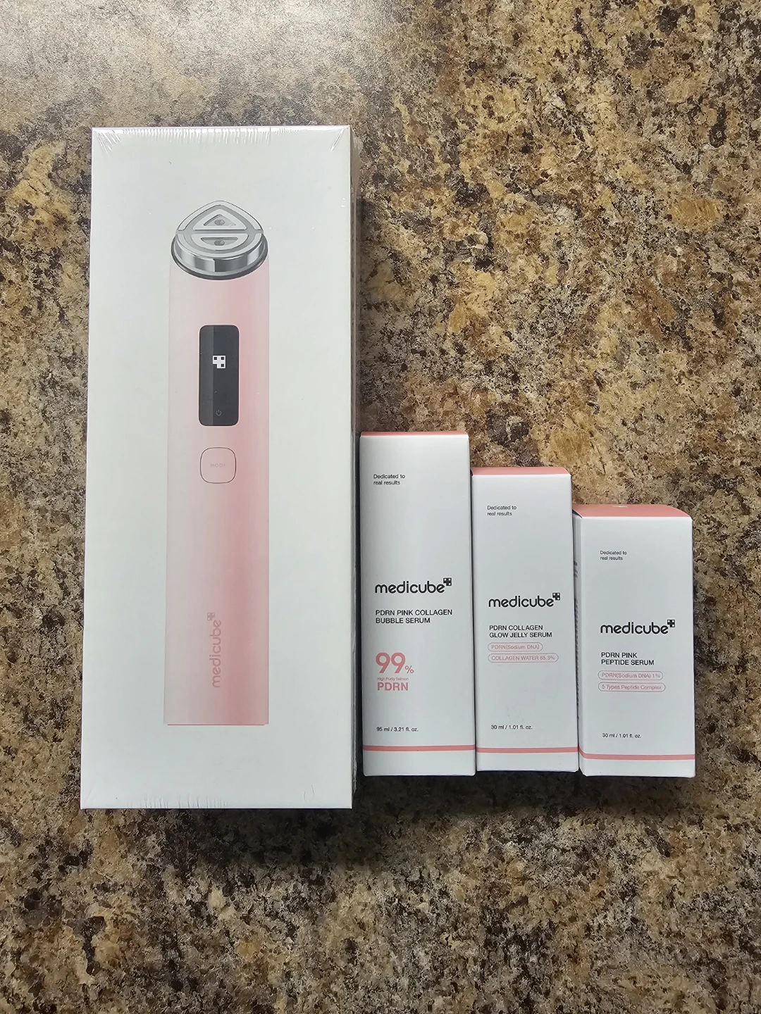 MEDICUBE AGE-R BOOSTER PRO X2 PDRN Set (Pink)