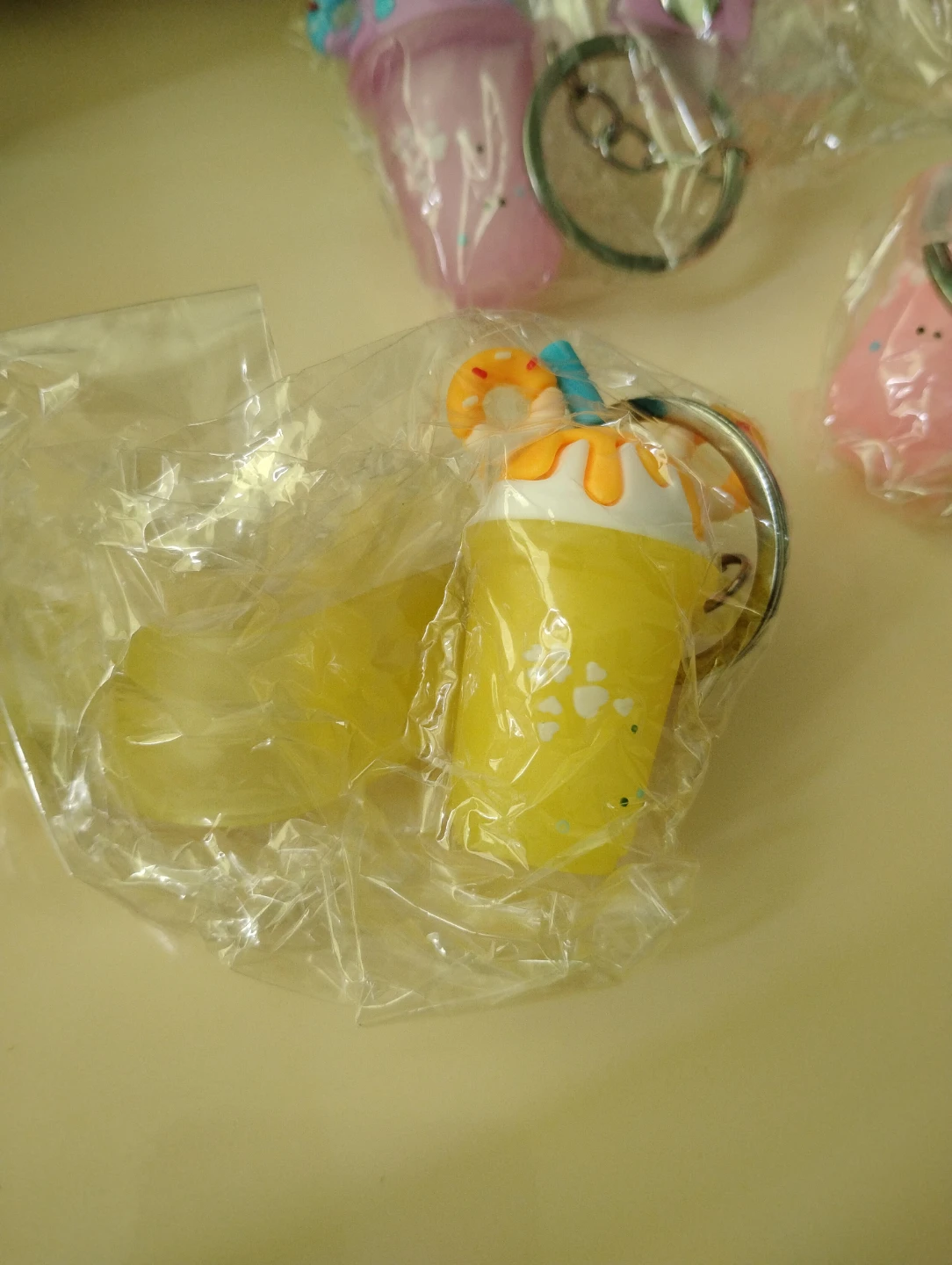 Cute Drink Keychain - pink,blue,purple,yellow - photo 3