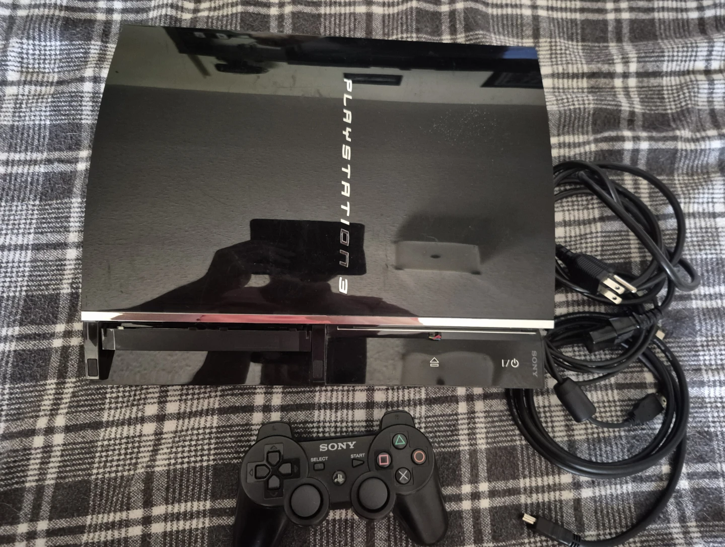 Sony PlayStation 3 Console (CECHE01) - photo 2