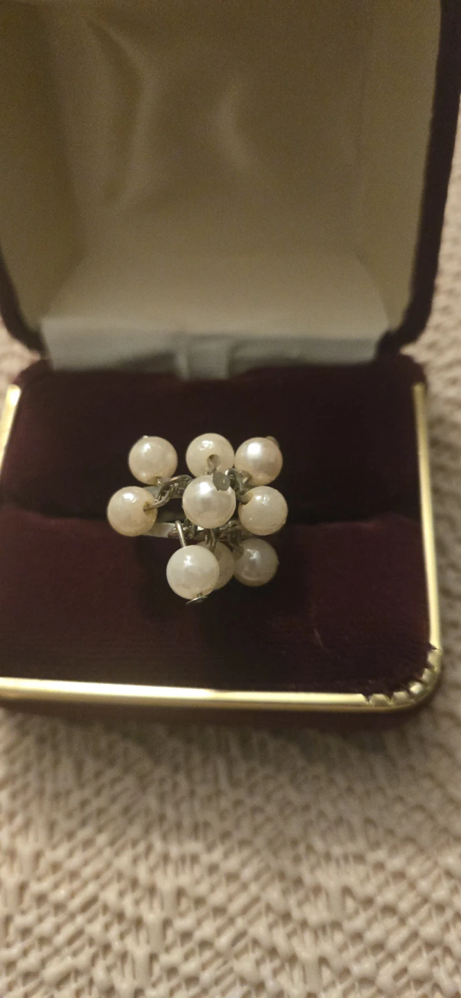 Pearl Cluster Adjustable Ring