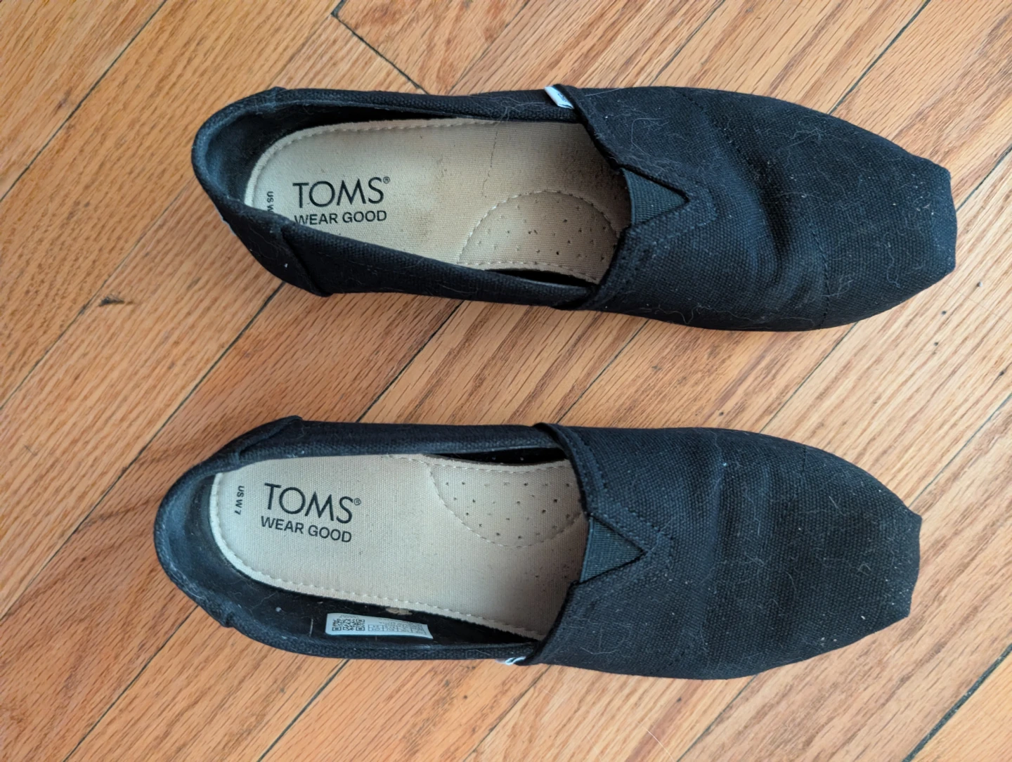Toms Shoes - Women 7
