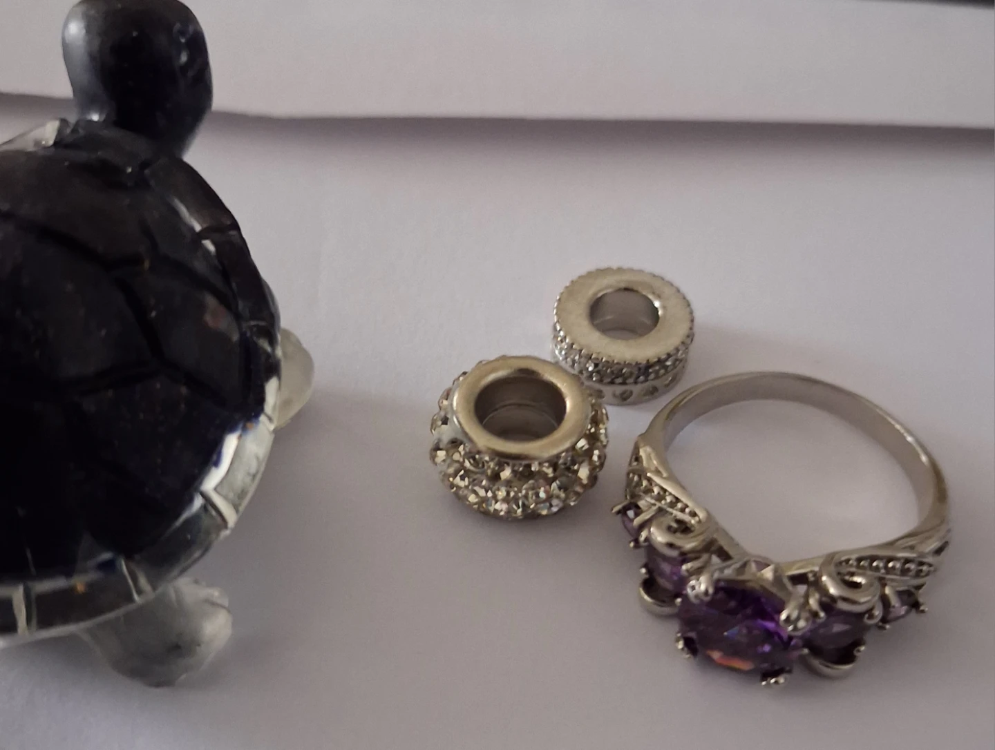 Jewellery Set: Turtle , Crystal Beads, and Purple Ring - photo 3