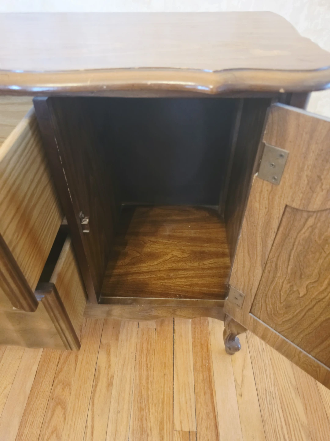 Vintage wood console /cabinet - photo 4