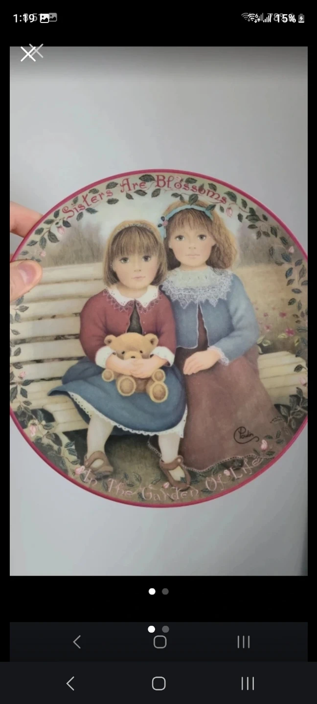 Two Vintage Collectible Decorative Plates (both $5) - photo 3