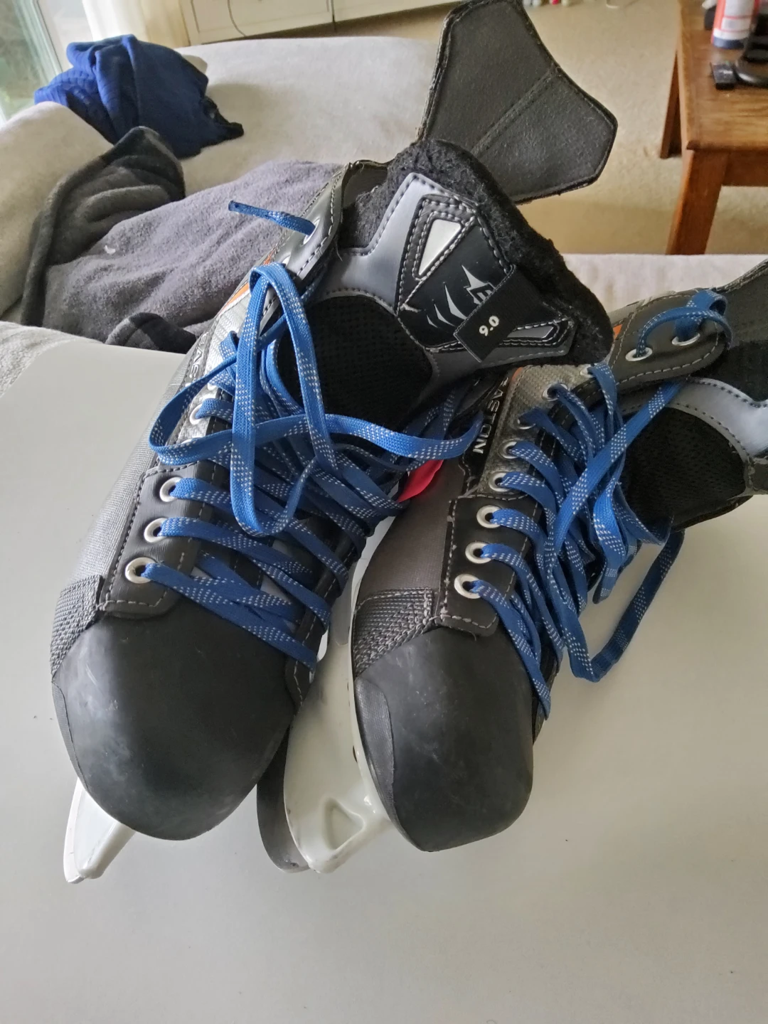 Easton Reflex Ice Skates Size 9.0 - photo 2