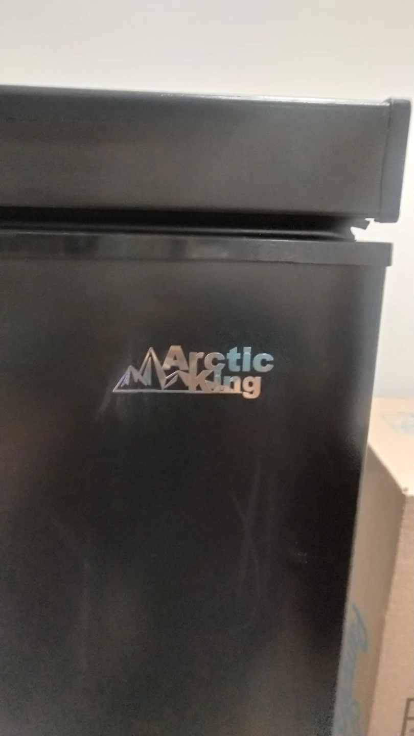 Arctic King 3.5 cu. ft. Chest Freezer - Black - photo 2