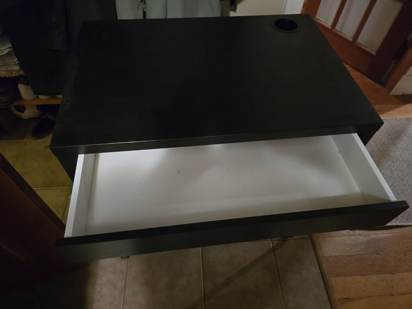 Ikea MICKE Desk - photo 3