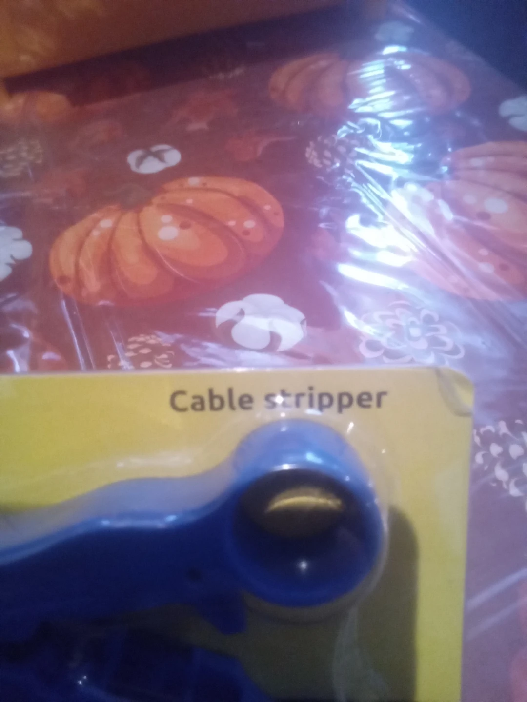Cable Stripper with Cutting Blade - photo 2