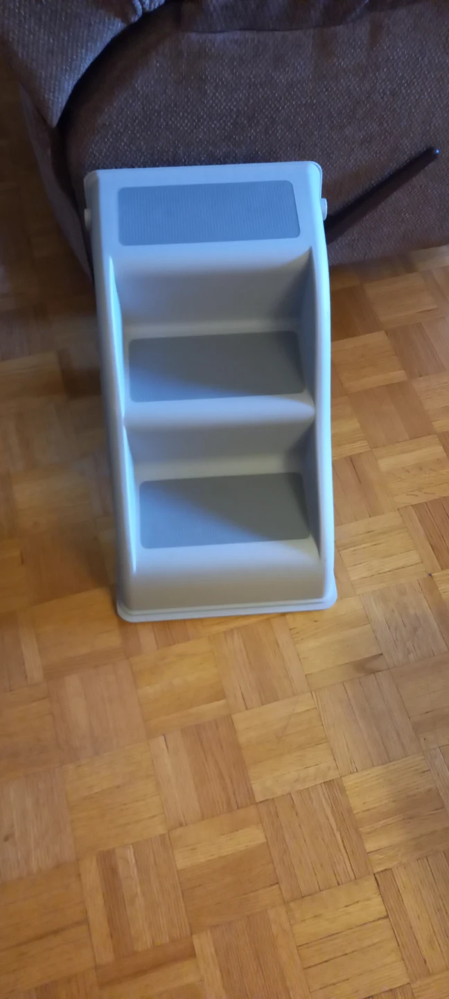 Three-step plastic pet stairs - photo 2