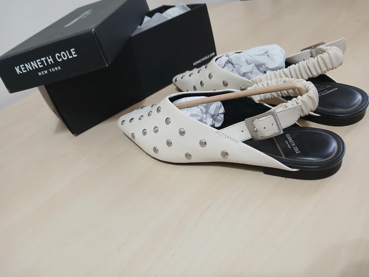 Kenneth Cole Nicola Vanilla Leather Studded Slingbacks - photo 3