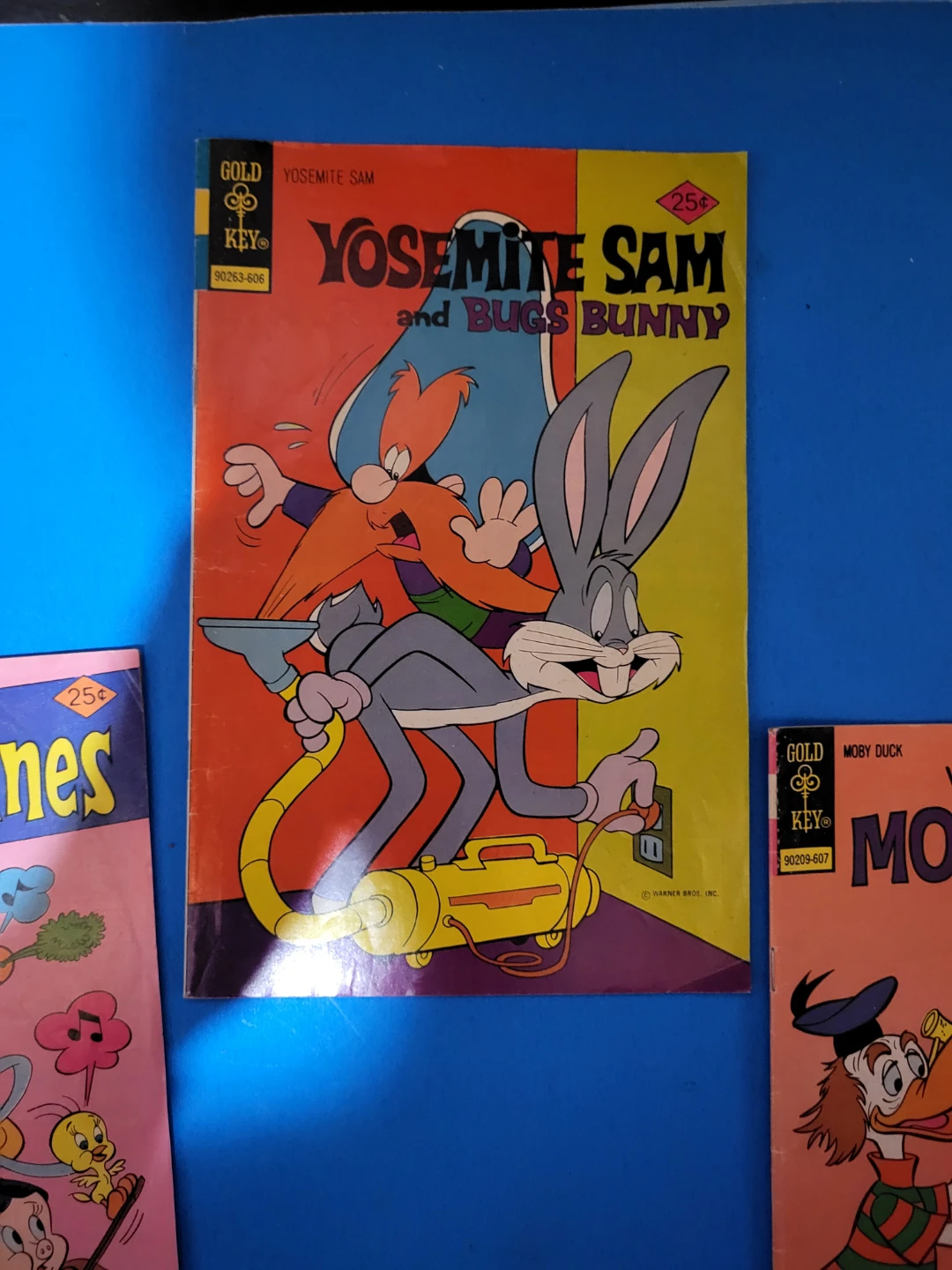 Gold Key Comics Lot - Looney Tunes, Yosemite Sam, Moby Duck - photo 3