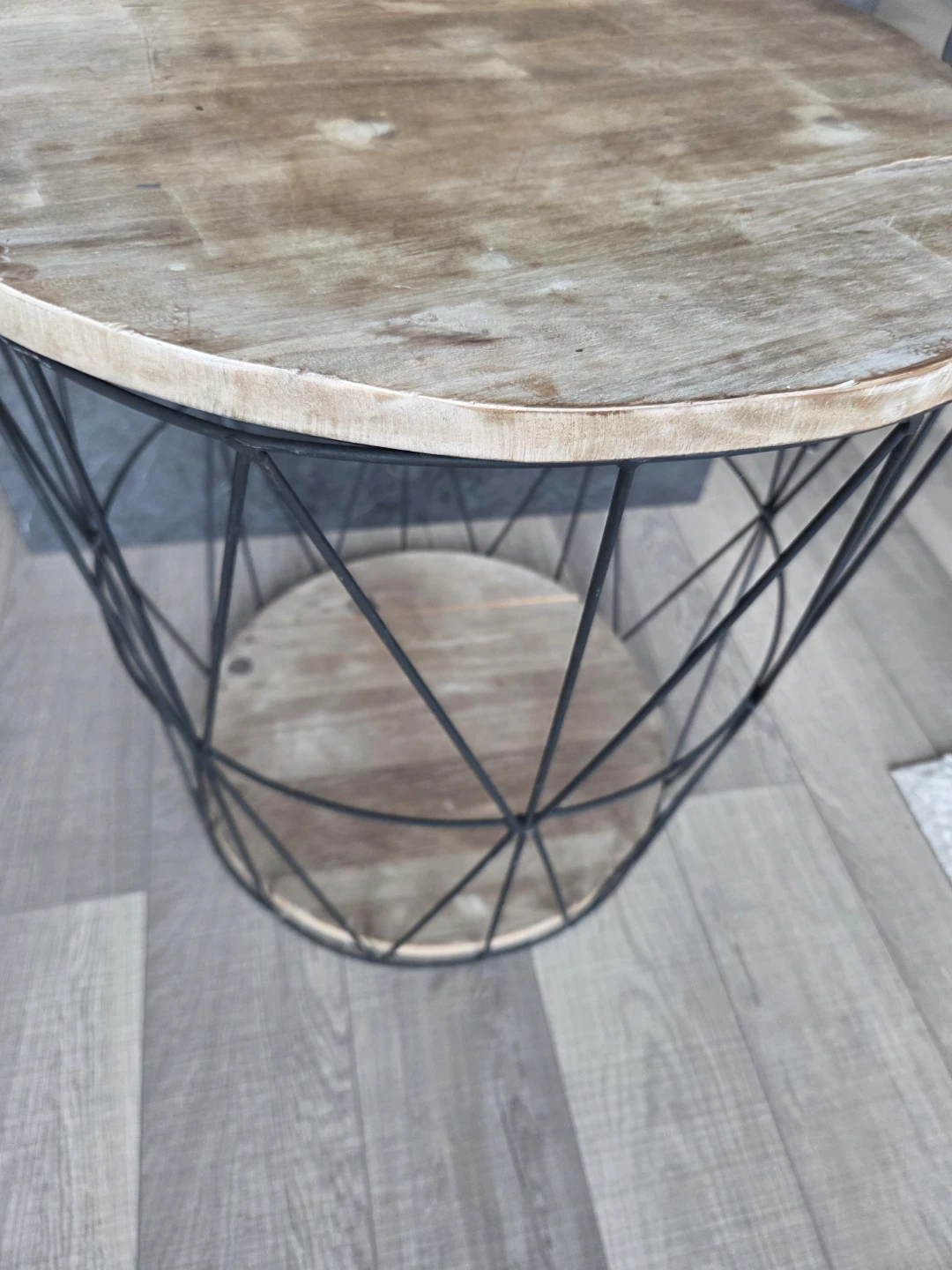 Rustic Wire Storage Side Table - photo 2