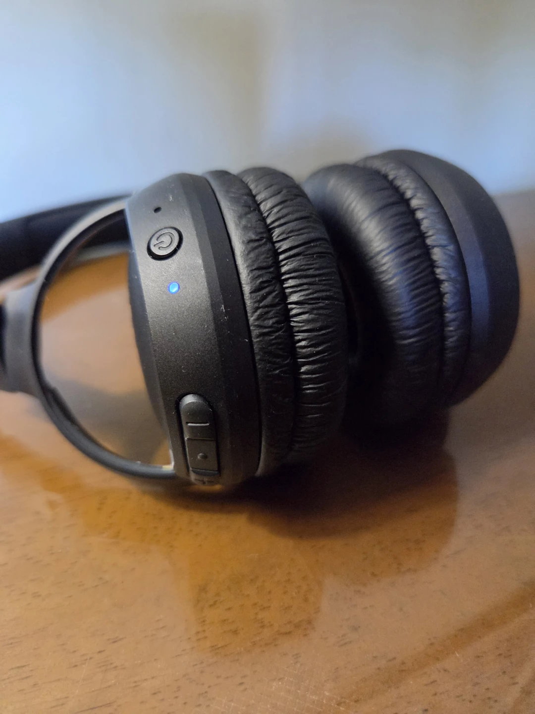 JBL Tune Bluetooth Headphones with Accessories - photo 4