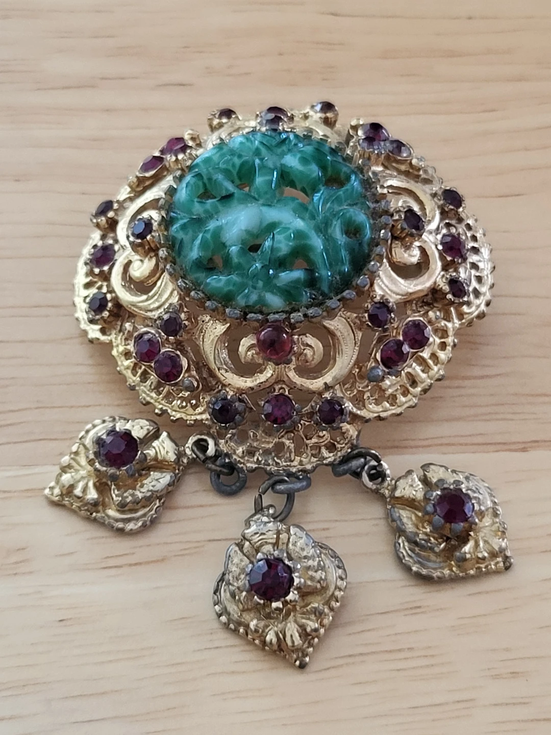 Vintage Gold Tone Brooch with Green Stone - photo 4