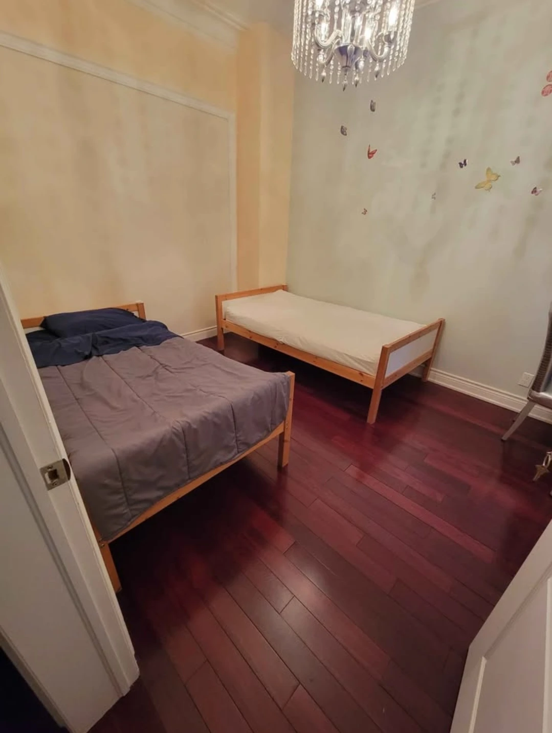 bed frame and mattress - photo 2