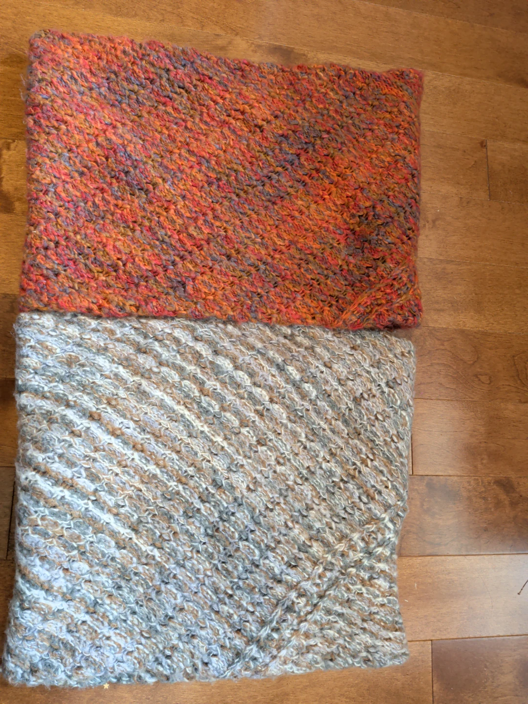Set of Two Knit Infinity Scarves🏈