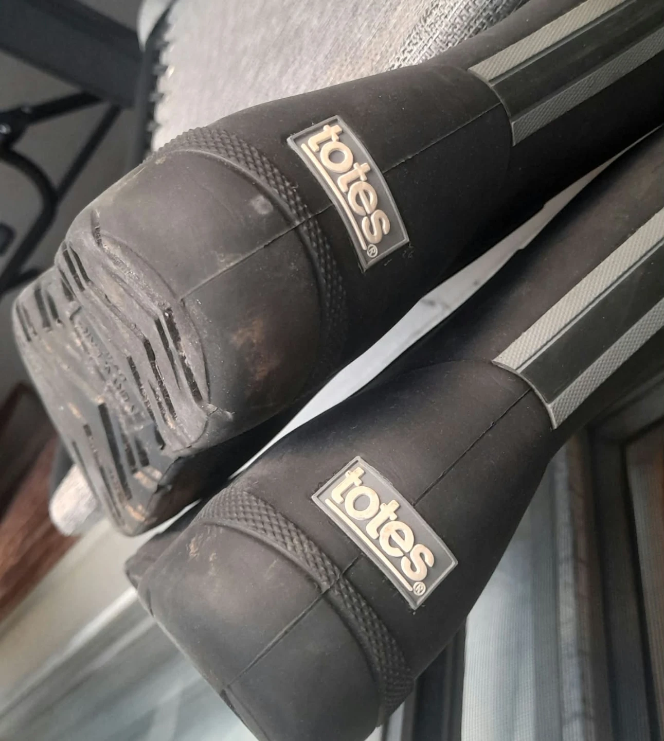 Totes Everywear Rain Boots Black Size 6 🏈 - photo 4