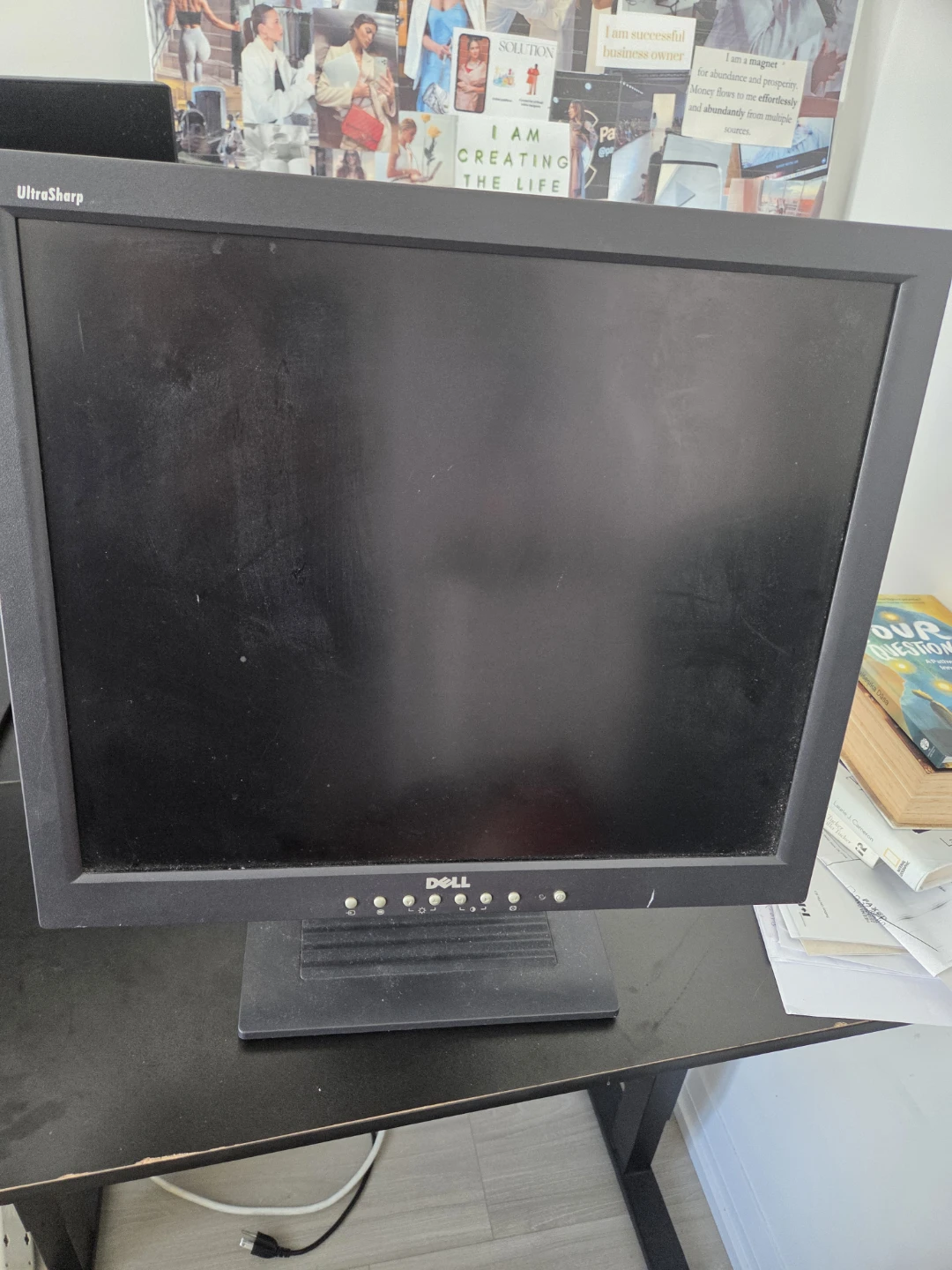 Dell UltraSharp 1800FP Computer Monitor - photo 4