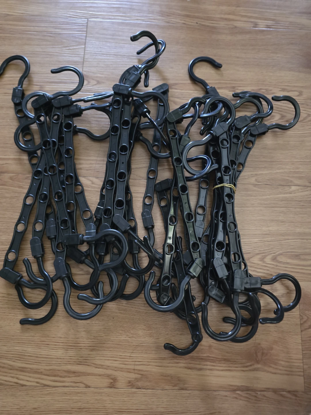 Magic Clothes Hangers Set of 27