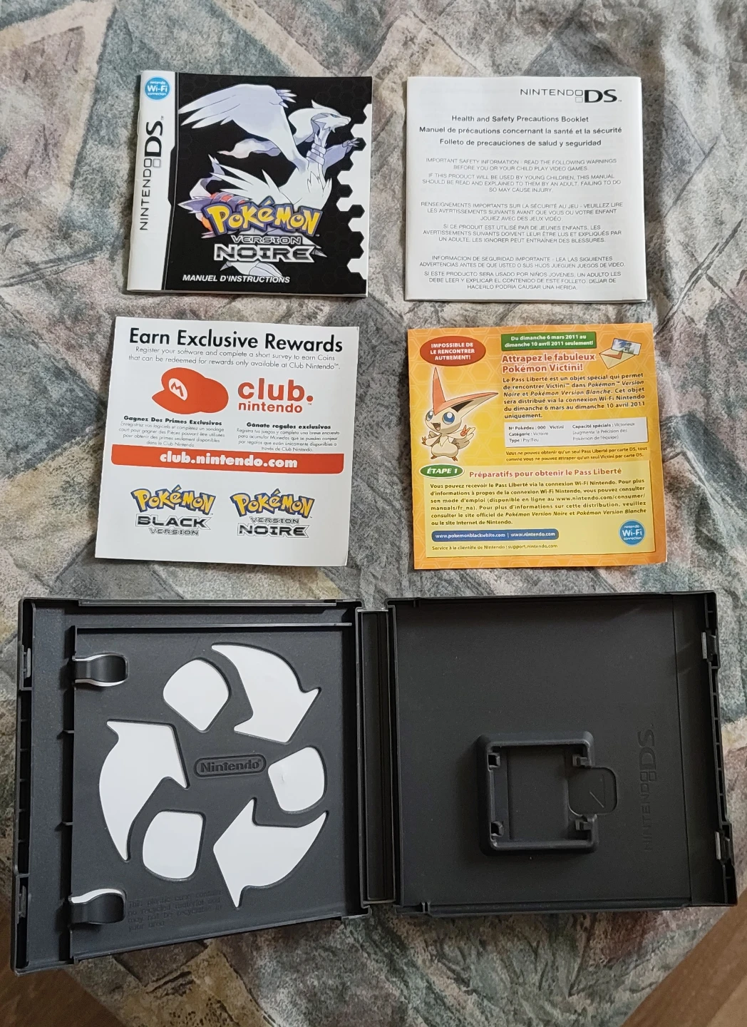 Pokemon Version Noire case and manual - photo 2