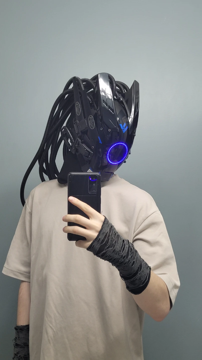Cyberpunk Sci-Fi Tactical LED Helmet - photo 2
