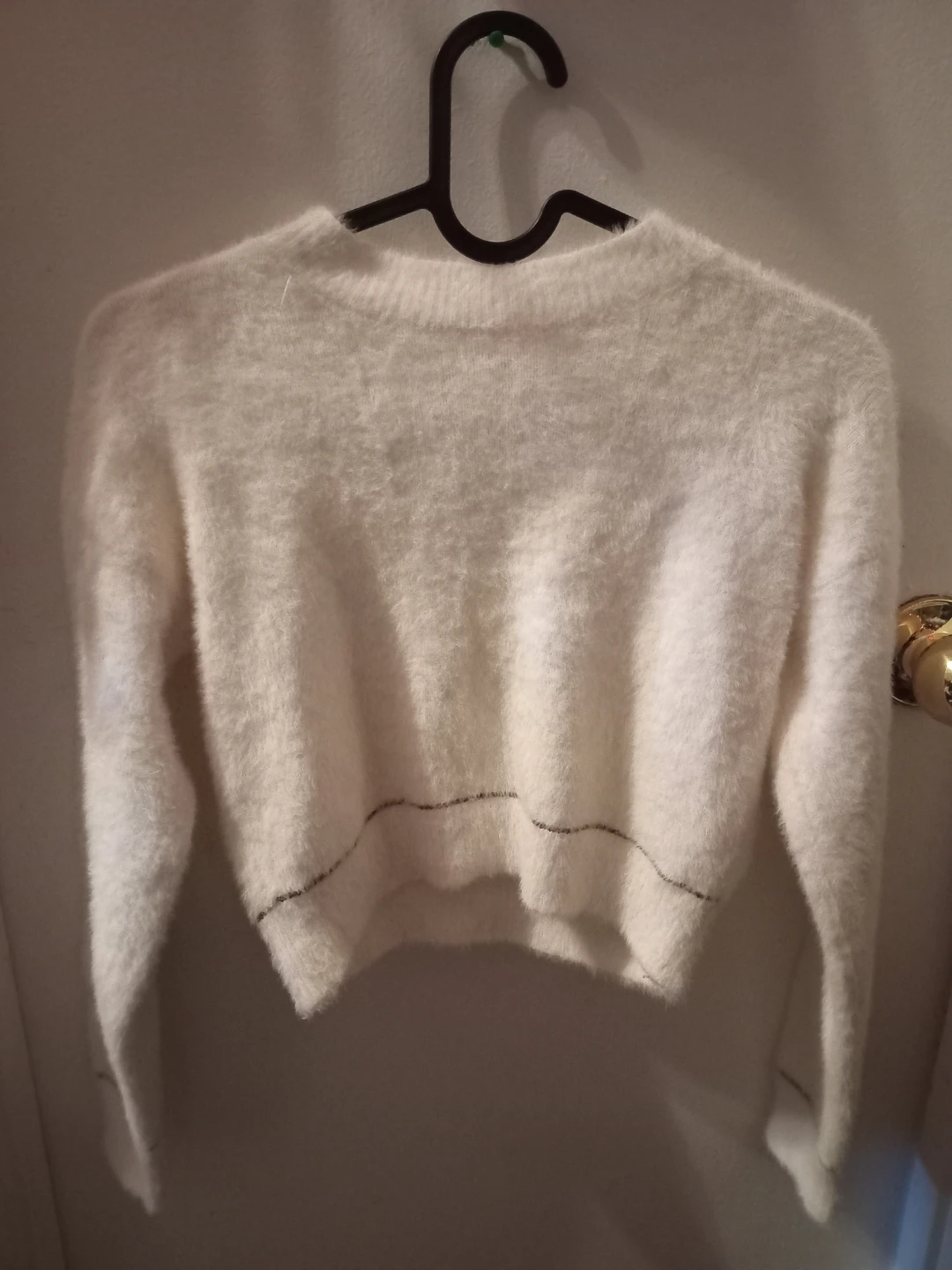 White fuzzy long sleeve sweater - photo 3
