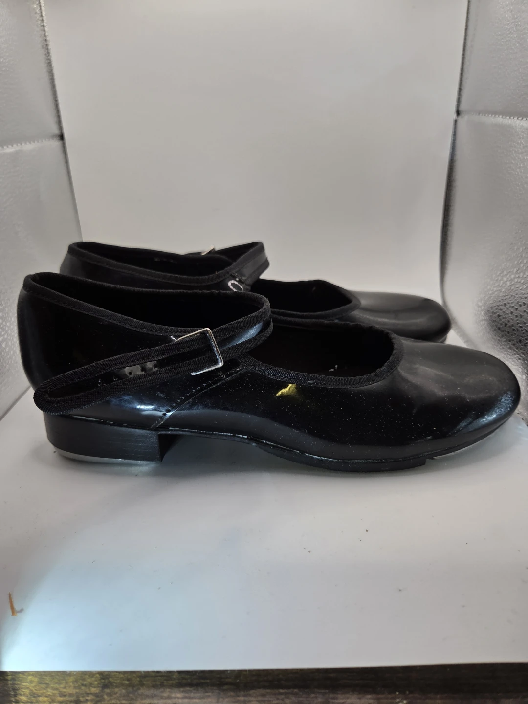 Capezio Black Tap Shoes Size 6.5 - photo 2