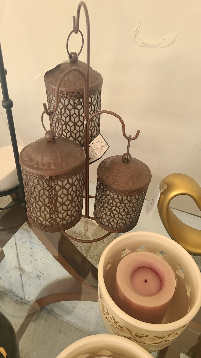 Rustic Metal Three-Tier Hanging Lantern Stand