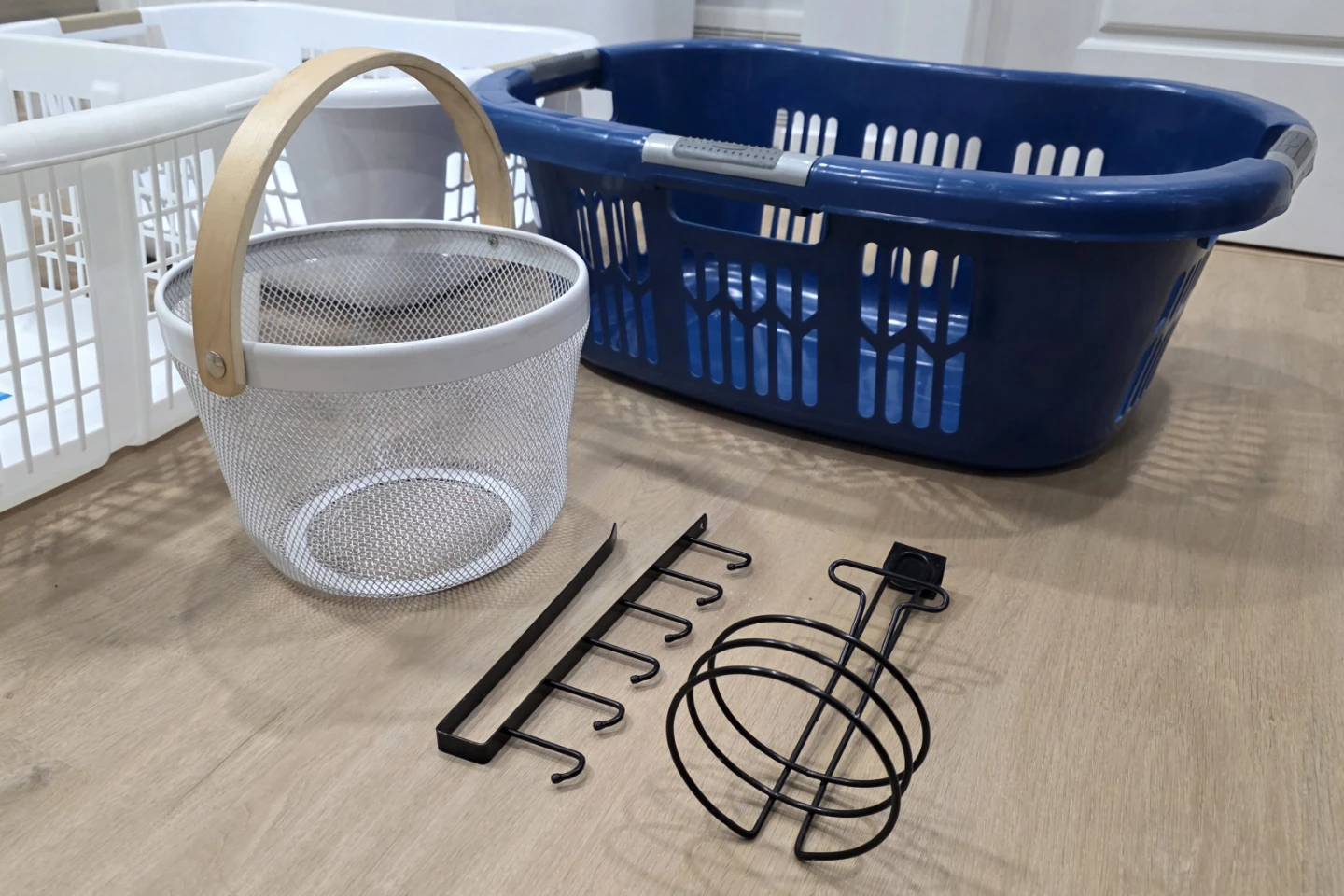 Laundry Baskets and various Organizers - photo 4
