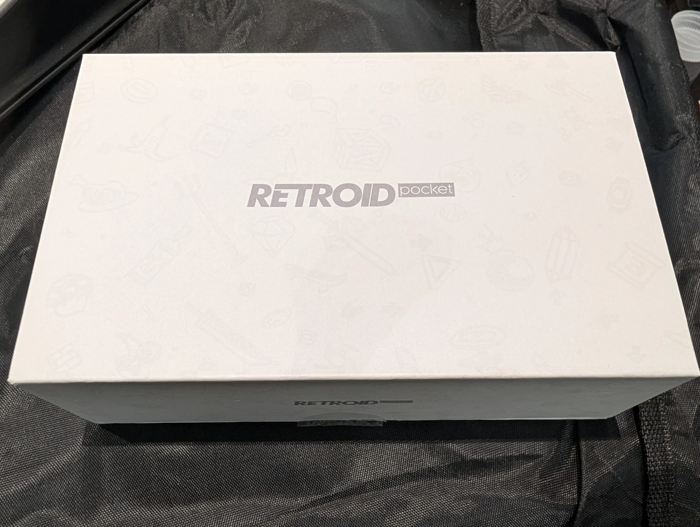 Retroid Pocket Handheld Gaming Console - photo 4