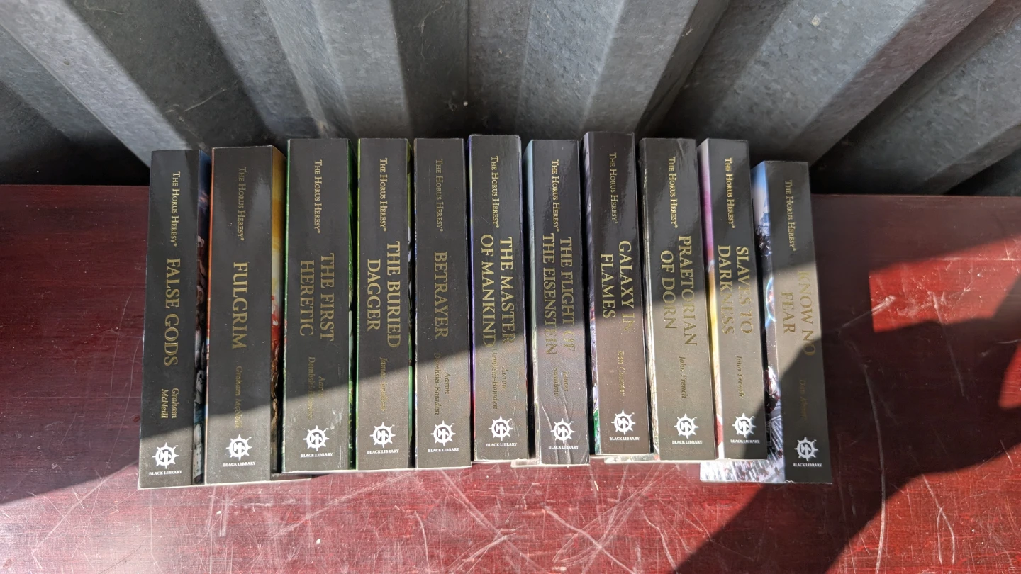 11 Horus Heresy Black Library Novels - photo 3