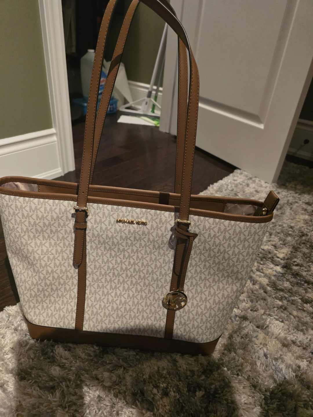 New Large Michael Kors Purse - photo 4