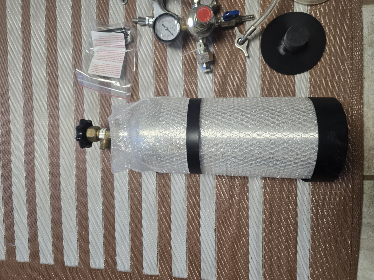 Kegerator CO2 tank, and 1 tap tower setup - photo 4