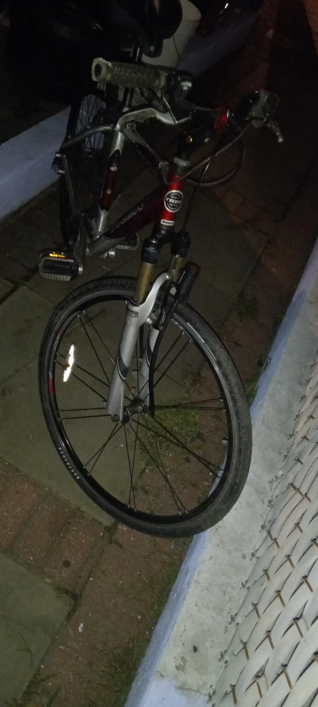 Trek Multitrack 7500 Hybrid Bicycle - photo 2