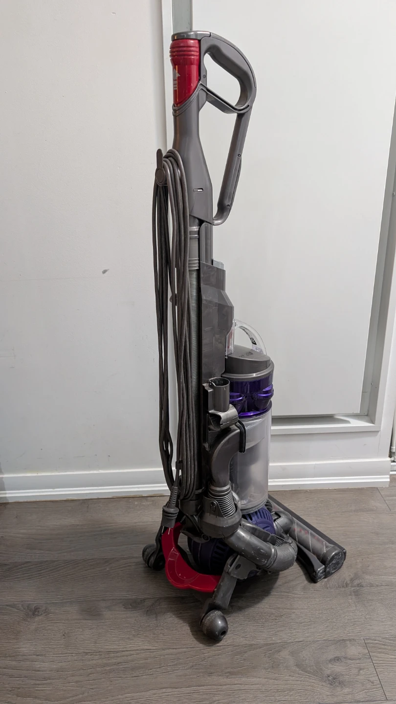 Dyson Ball DC25 Animal Upright Vacuum - photo 2