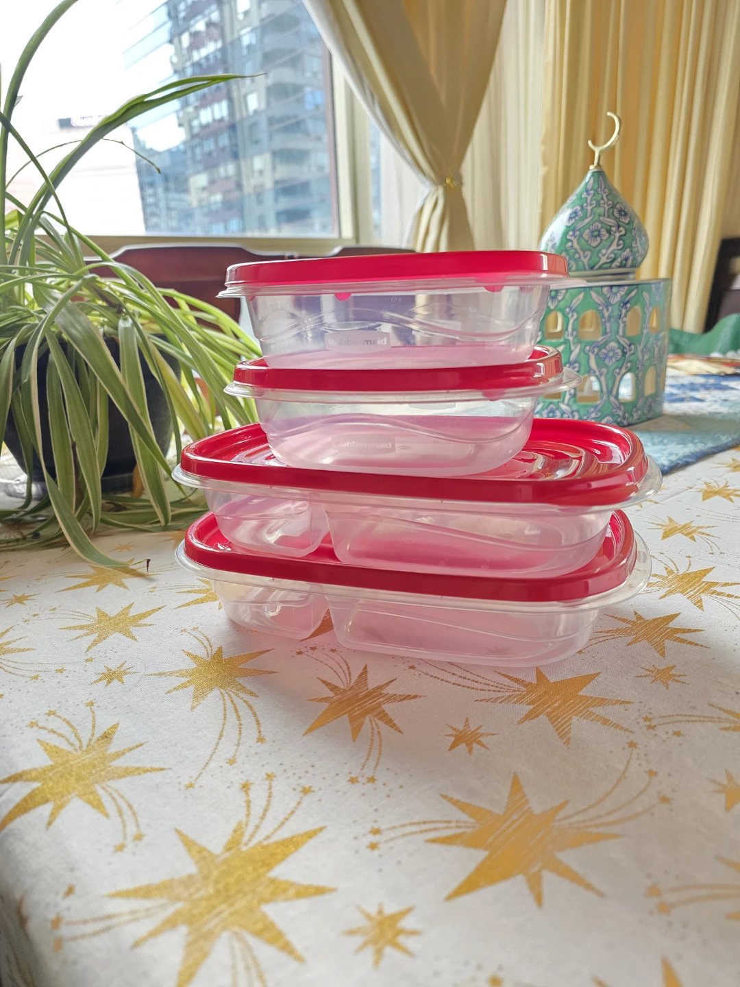 New Rubbermaid food storage containers 🏈 - photo 2